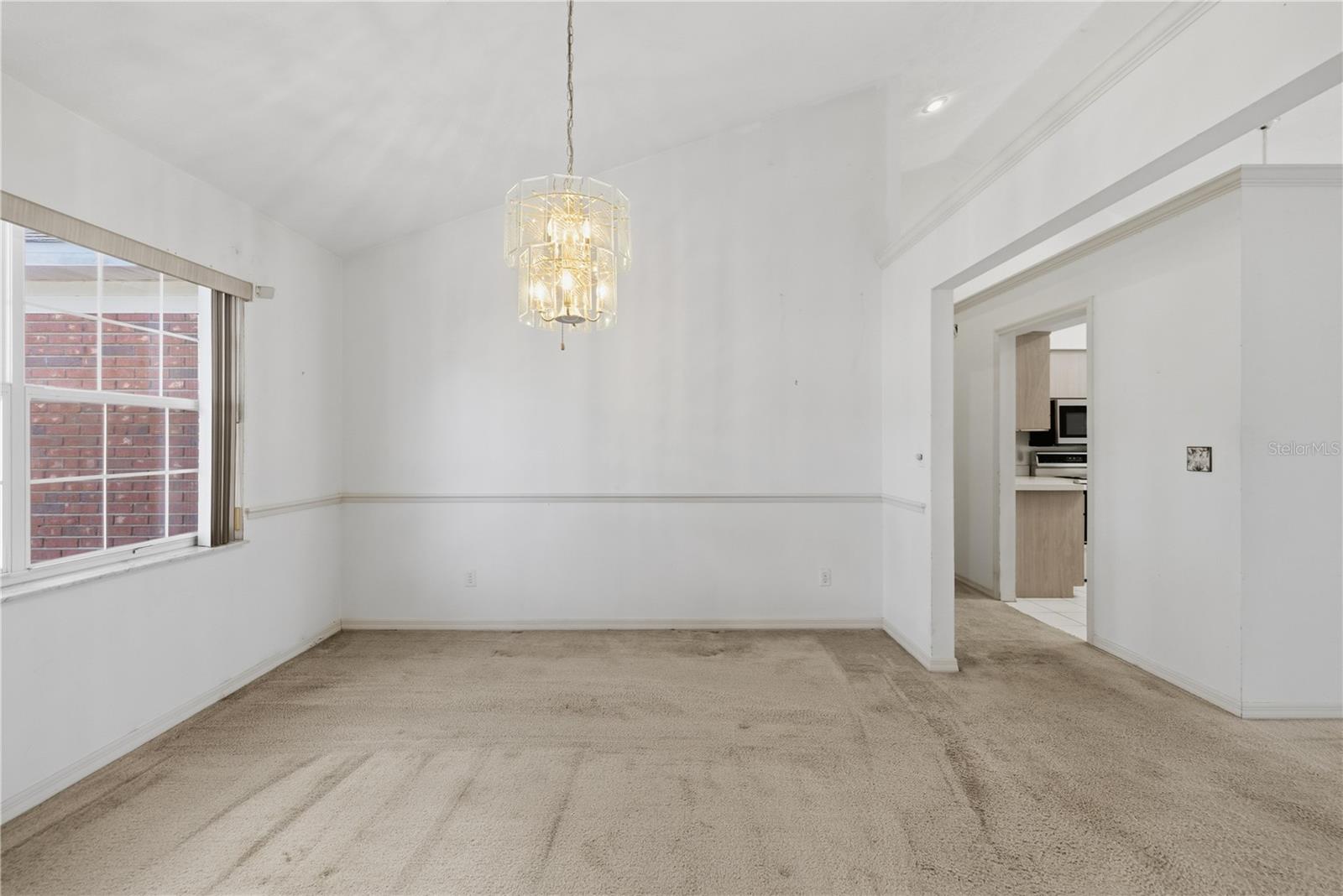 KINGS COURT - Residential