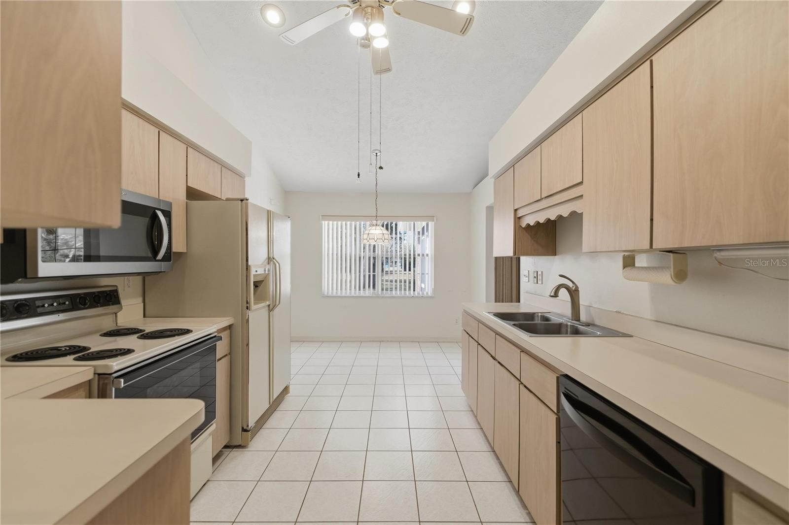 KINGS COURT - Residential