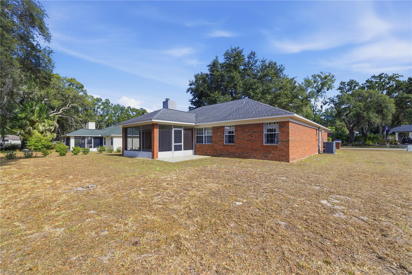 KINGS COURT - Residential