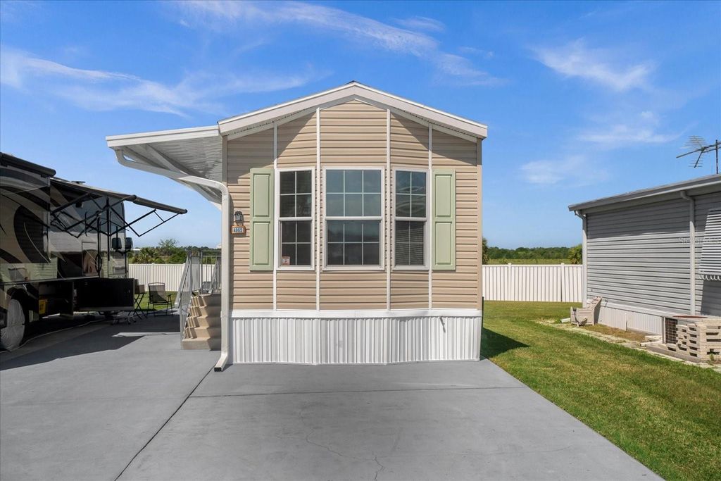 Photo of 4965 Shore Line Drive, Polk City, FL 33868 (MLS # G5104142)