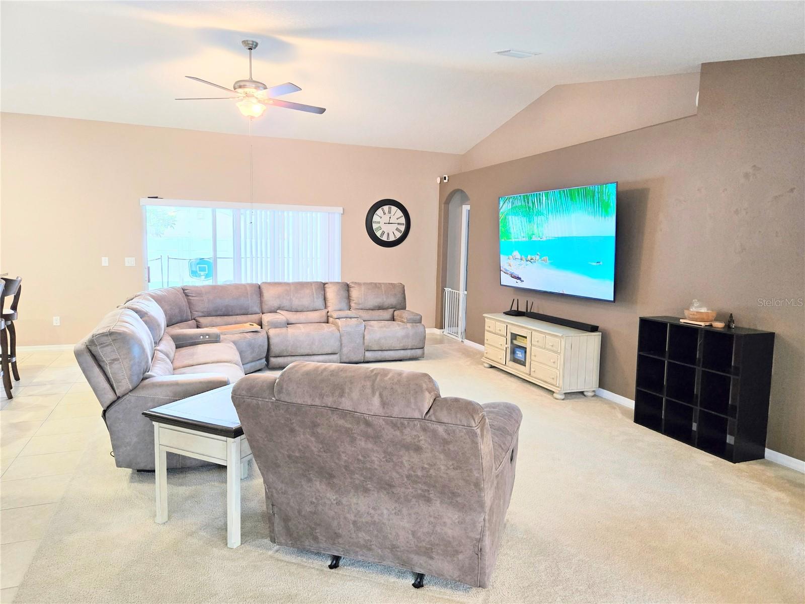 7 BICKSHIRE LN