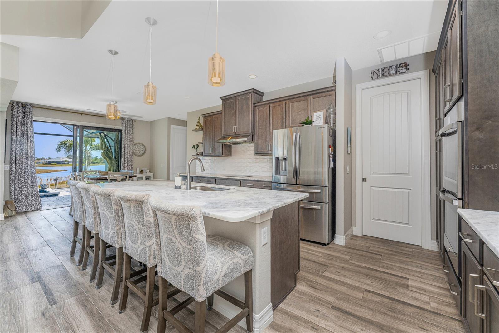 ROTONDA LAKES - Residential