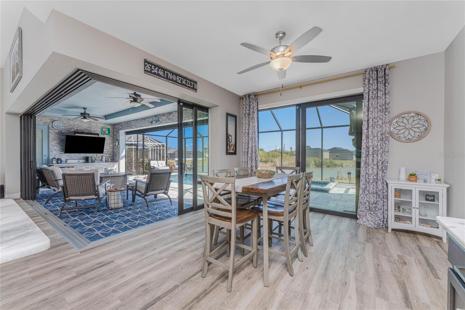 ROTONDA LAKES - Residential