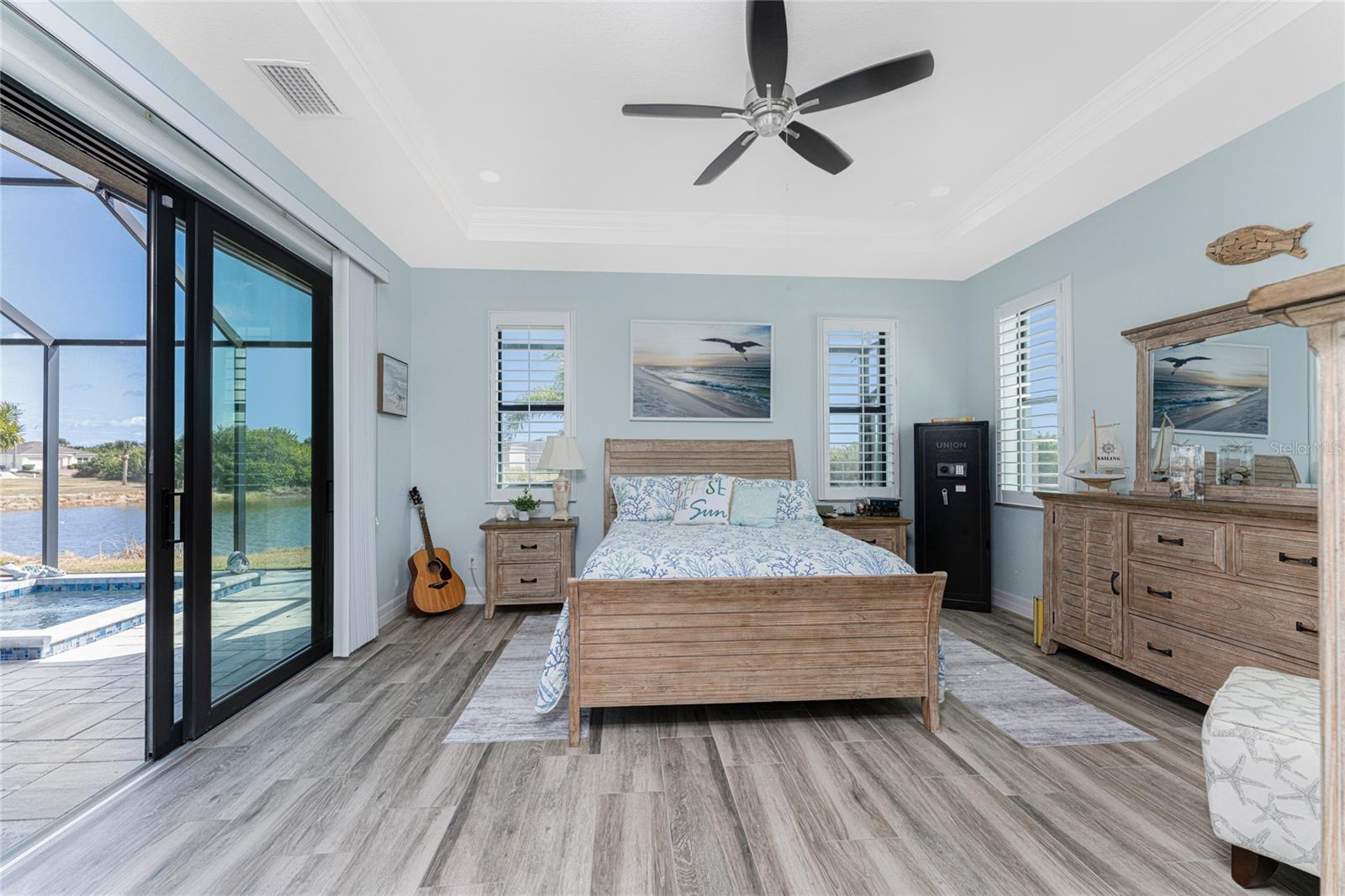 ROTONDA LAKES - Residential