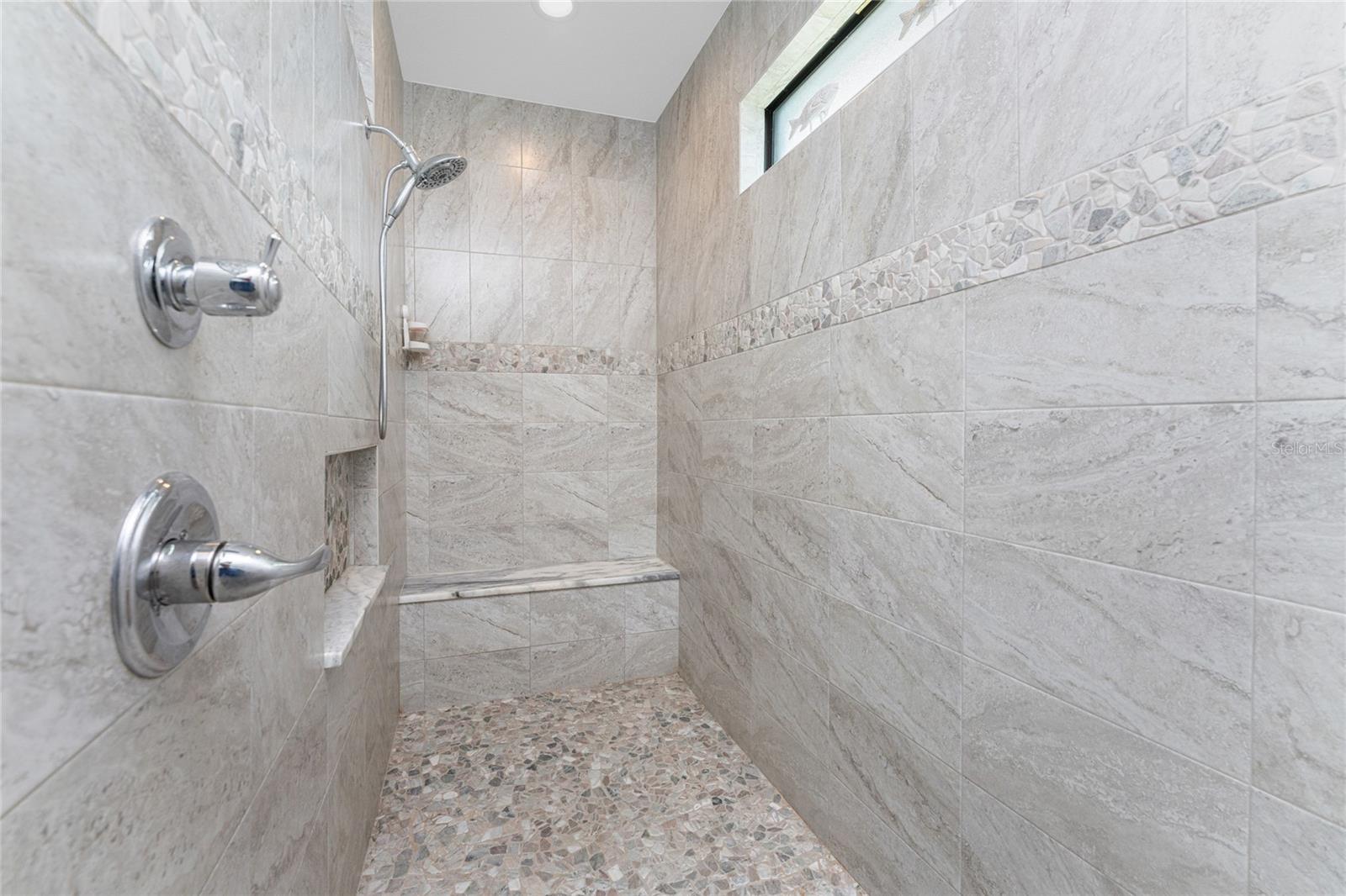 ROTONDA LAKES - Residential