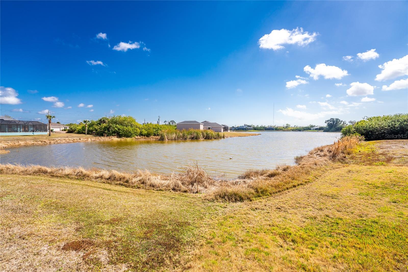 ROTONDA LAKES - Residential