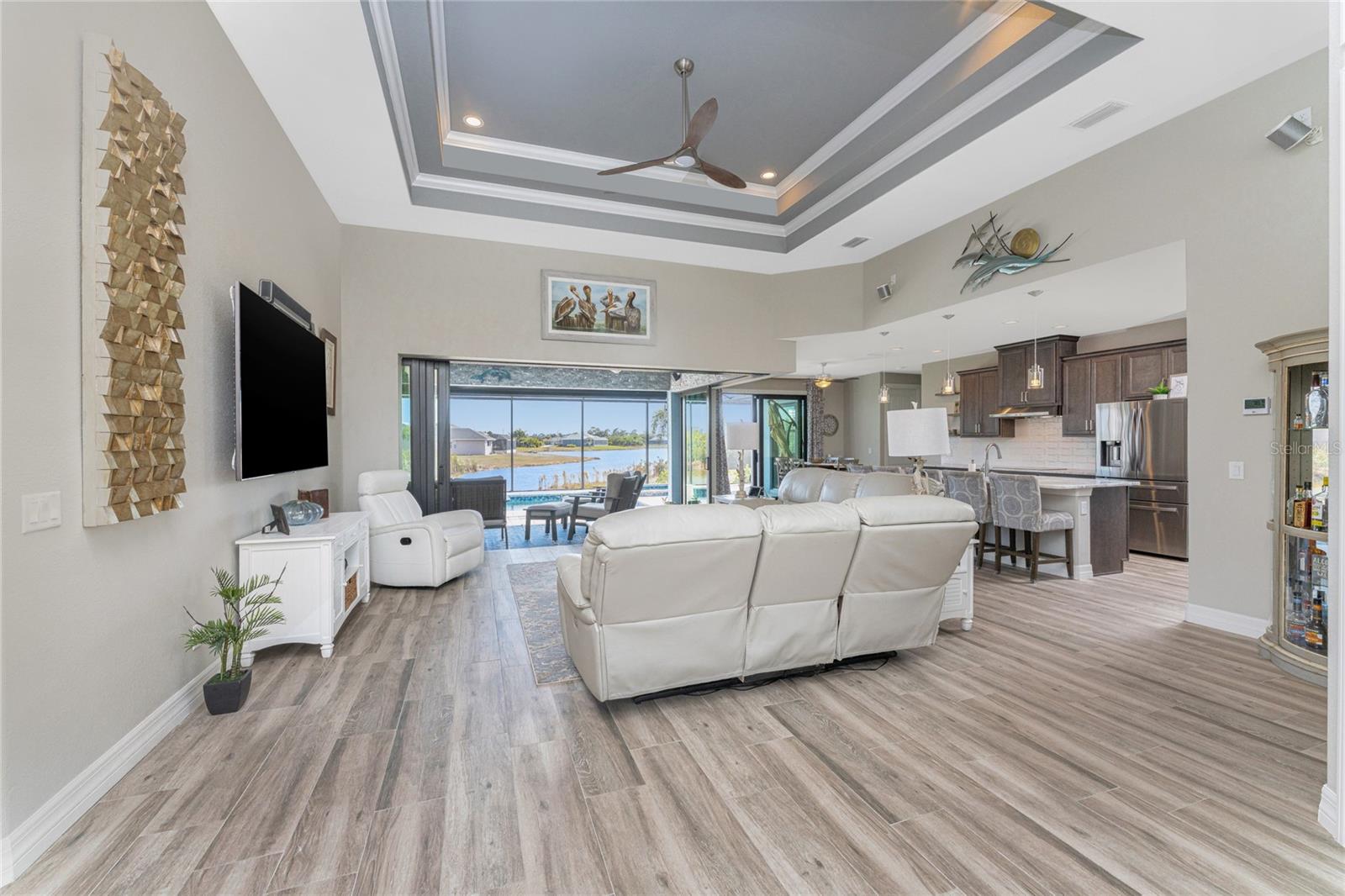 ROTONDA LAKES - Residential