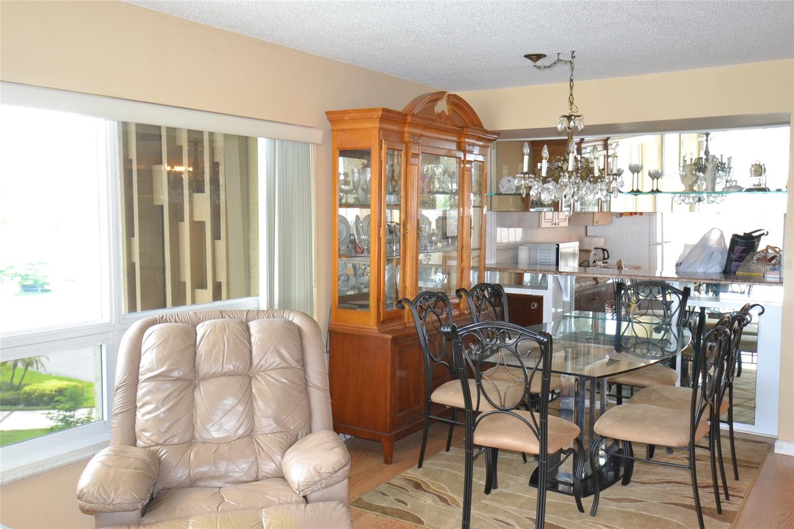 ISLANDER THE CONDO - Residential Lease