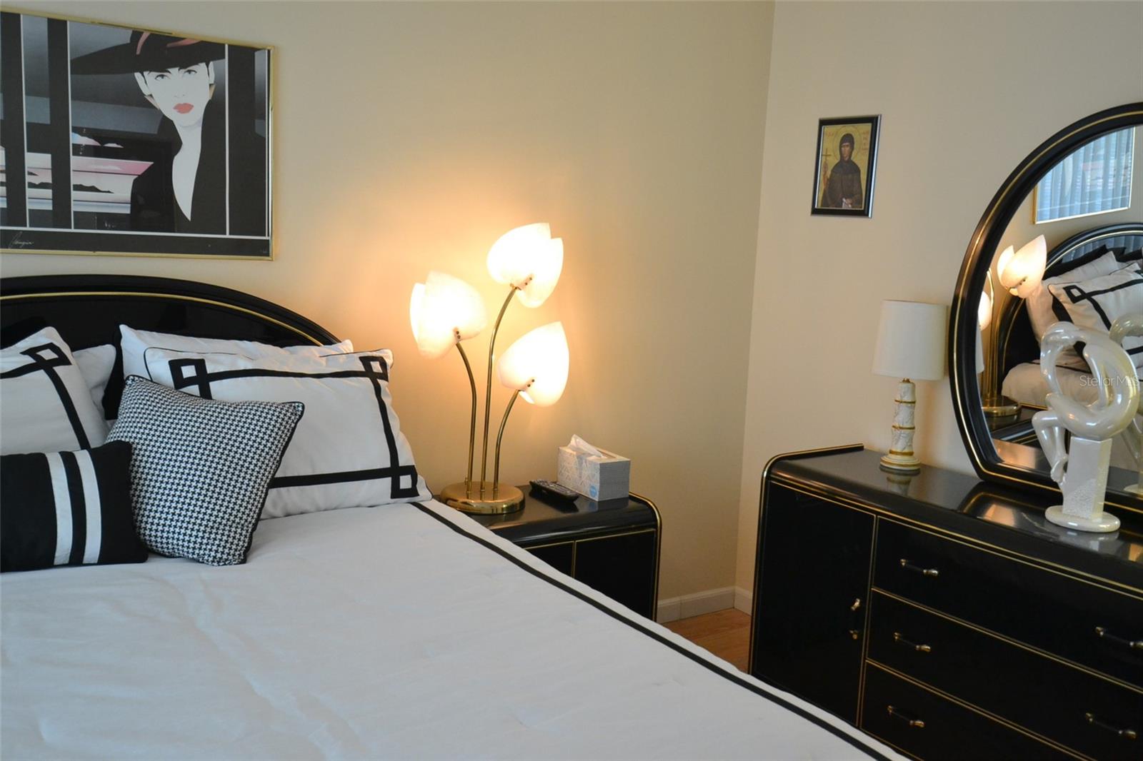 ISLANDER THE CONDO - Residential Lease