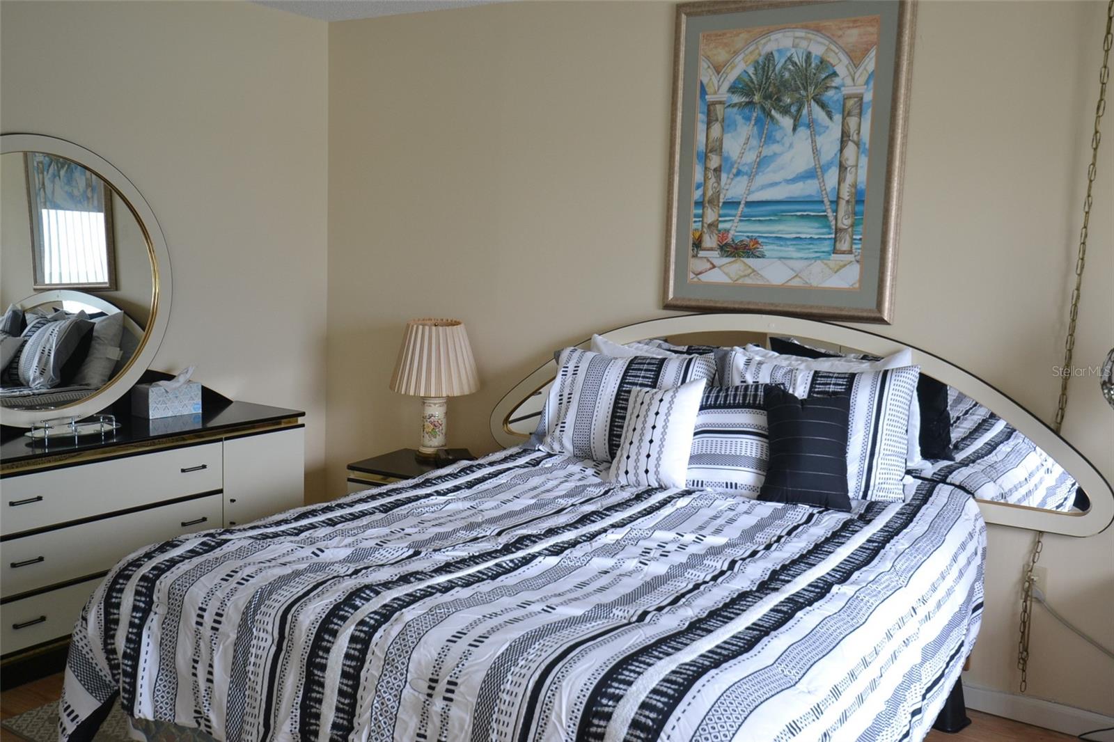 ISLANDER THE CONDO - Residential Lease