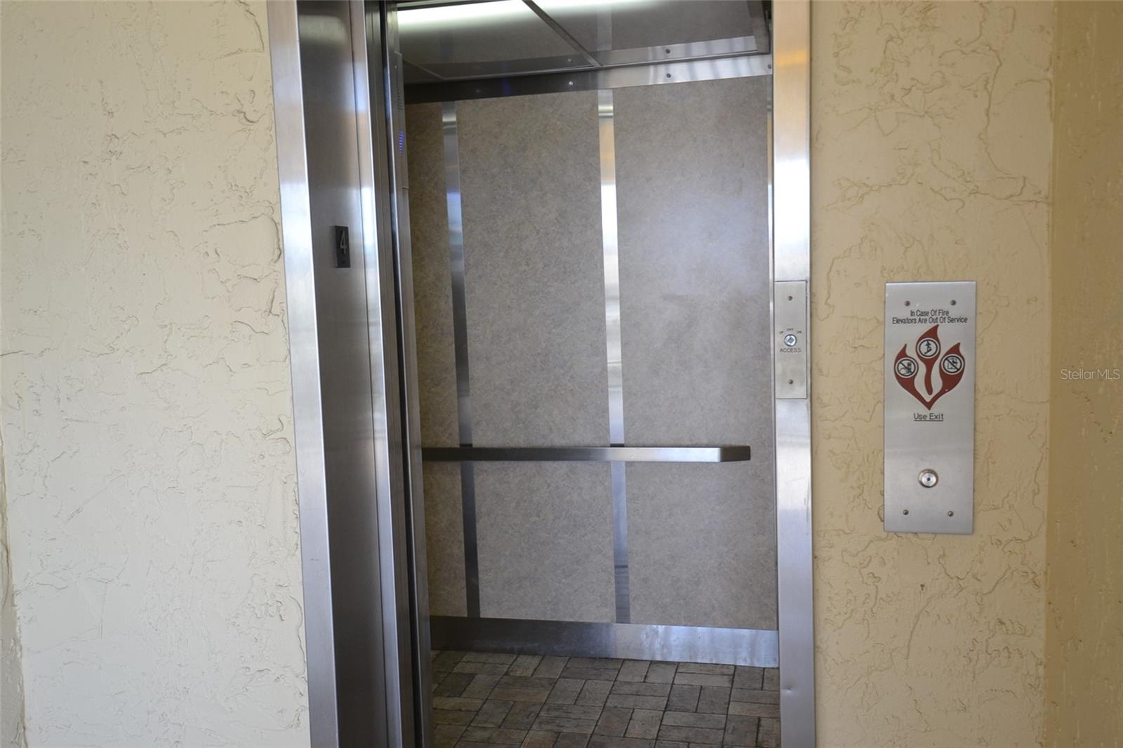 ISLANDER THE CONDO - Residential Lease