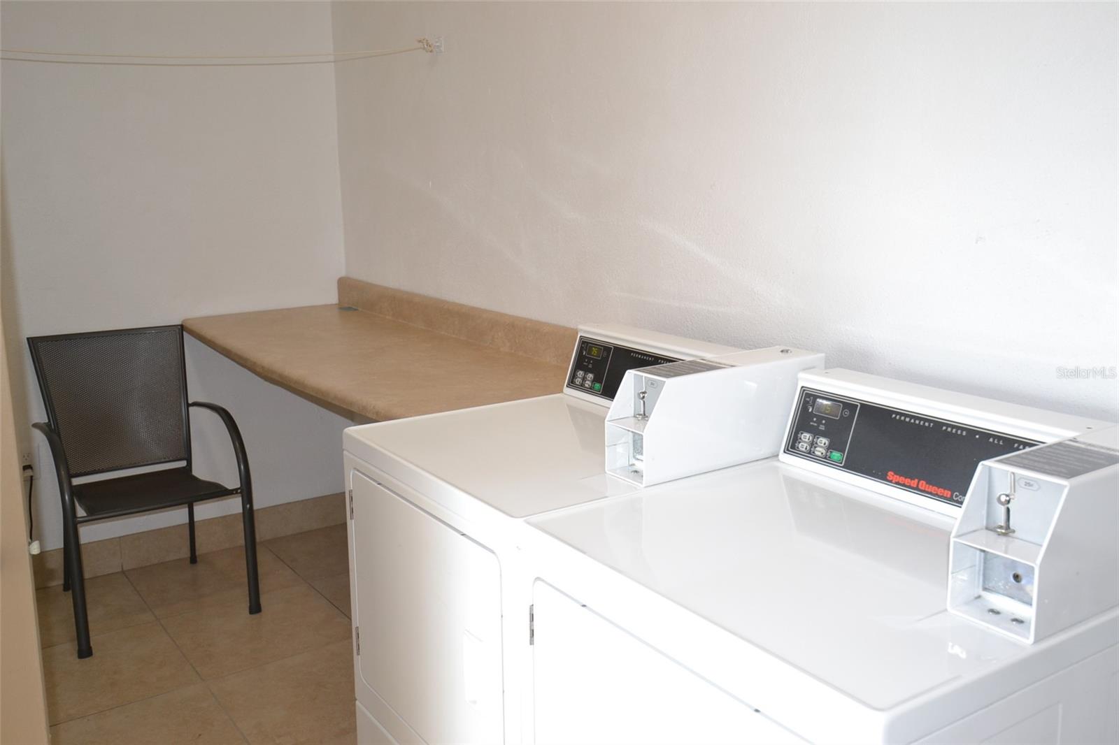 ISLANDER THE CONDO - Residential Lease