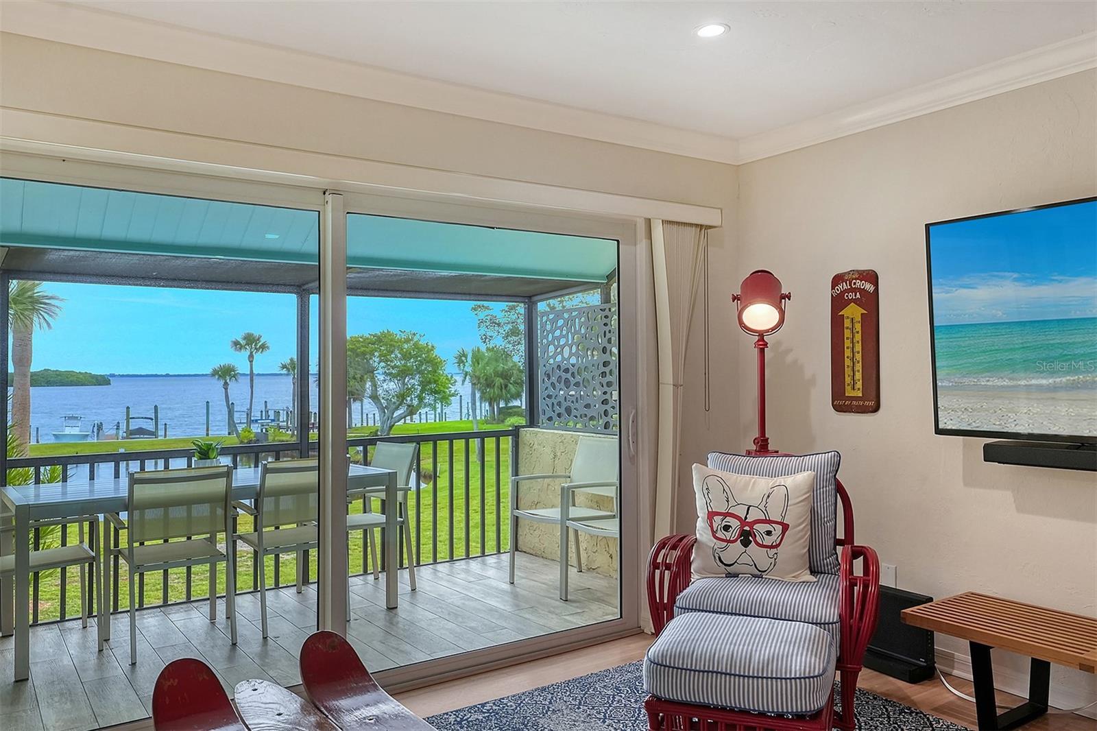 PELICAN HARBOUR & BEACH CLUB - Residential