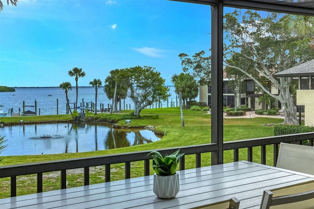 Photo of 4234 Gulf Of Mexico Drive #E2, Longboat Key, FL 34228 (MLS # A4667654)