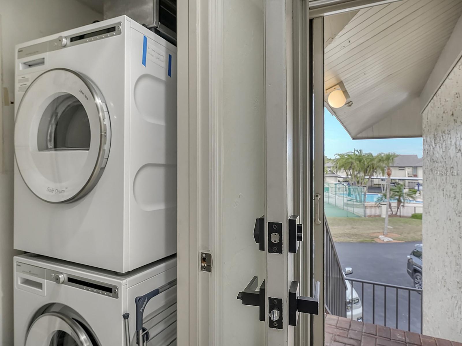 PELICAN HARBOUR & BEACH CLUB - Residential