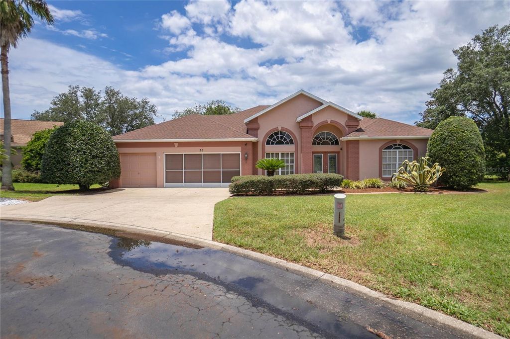 Photo of 30 N Aspen Point, Lecanto, FL 34461 (MLS # OM707024)