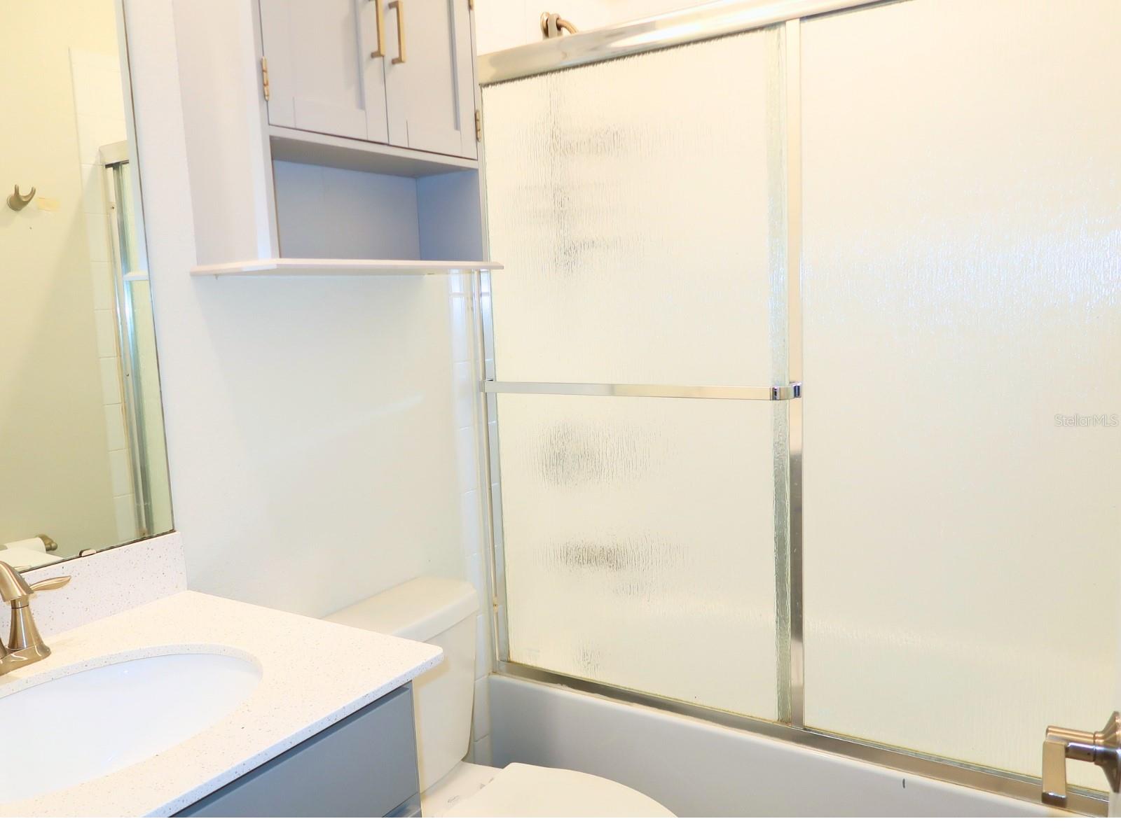 ECON TRLS PH 2 - Residential Lease