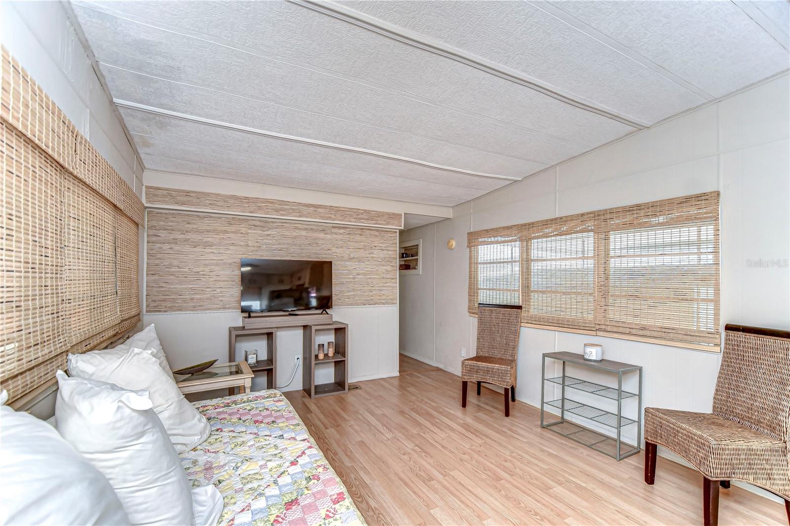 VALLEYDALE ACRES - Residential