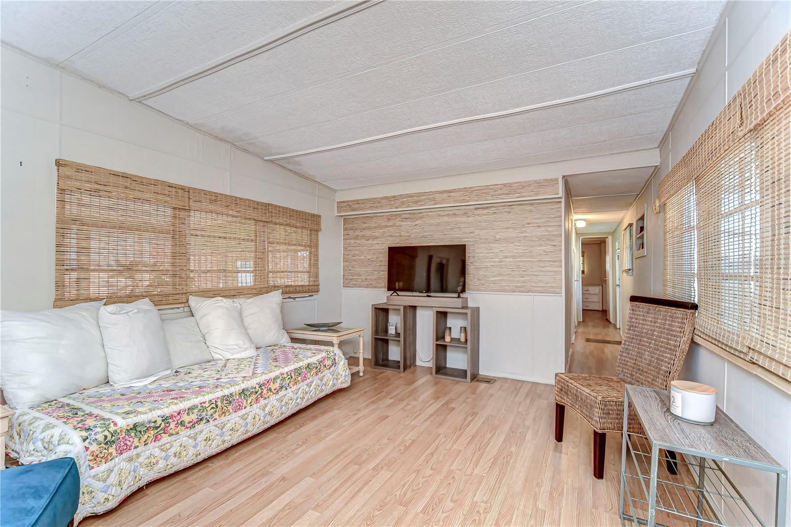 VALLEYDALE ACRES - Residential