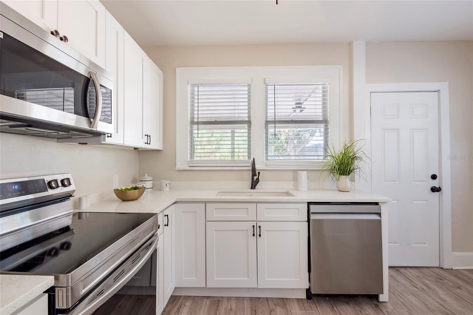 FRUITLAND HEIGHTS B - Residential