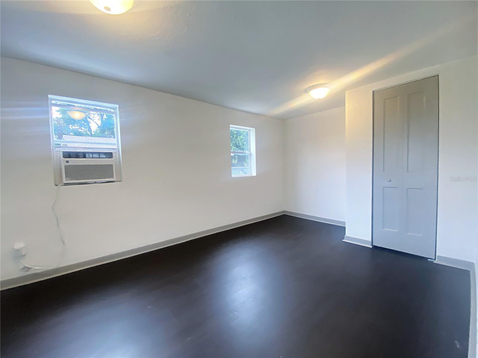 ROOSEVELT MANOR - Residential Lease