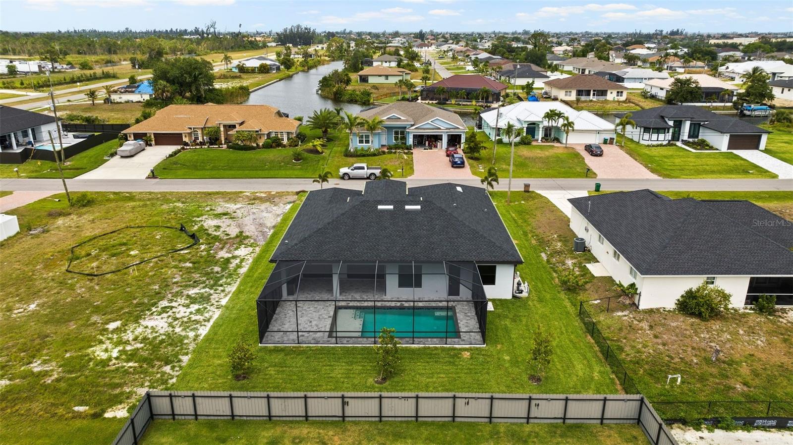 CAPE CORAL - Residential
