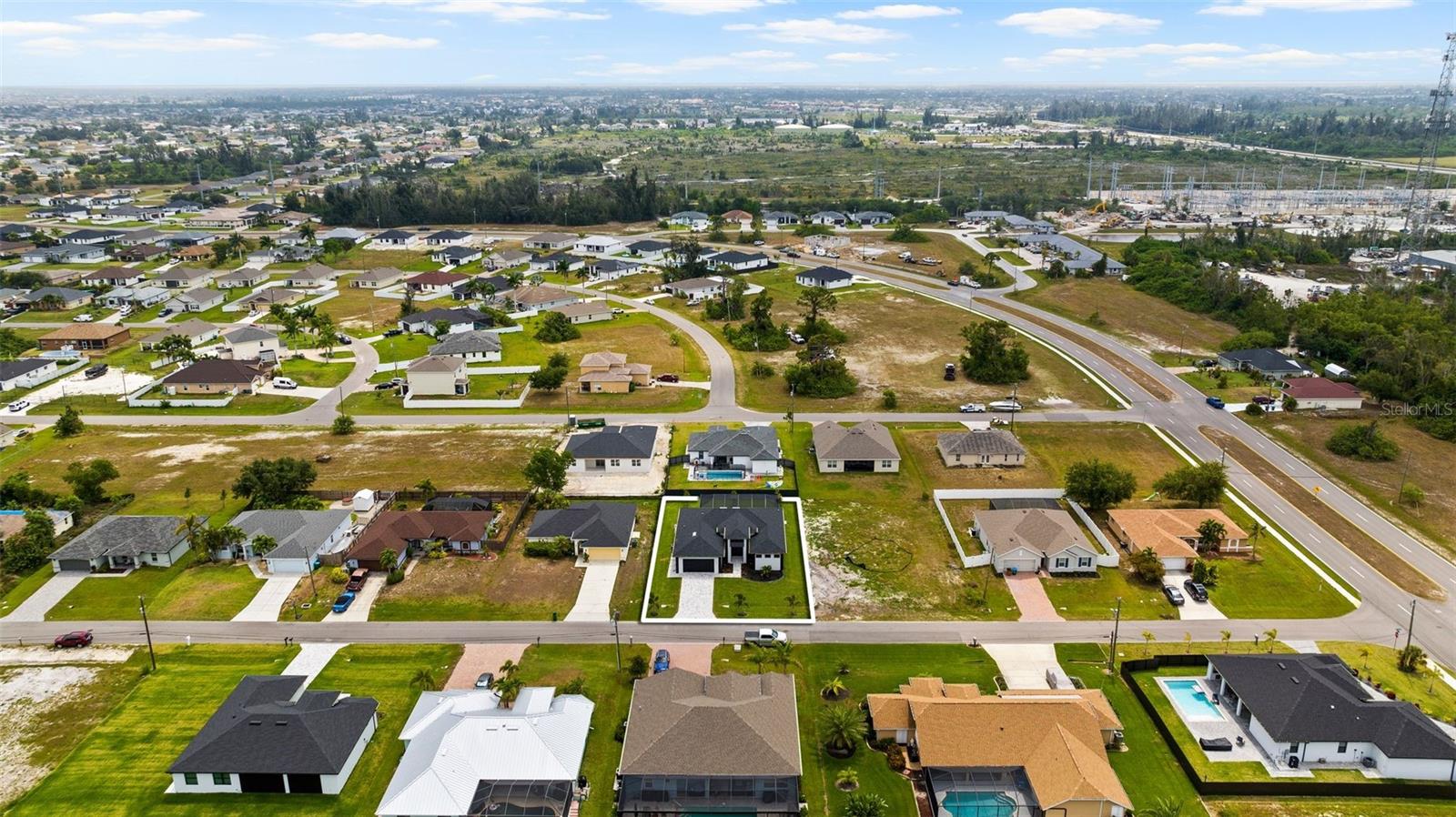 CAPE CORAL - Residential