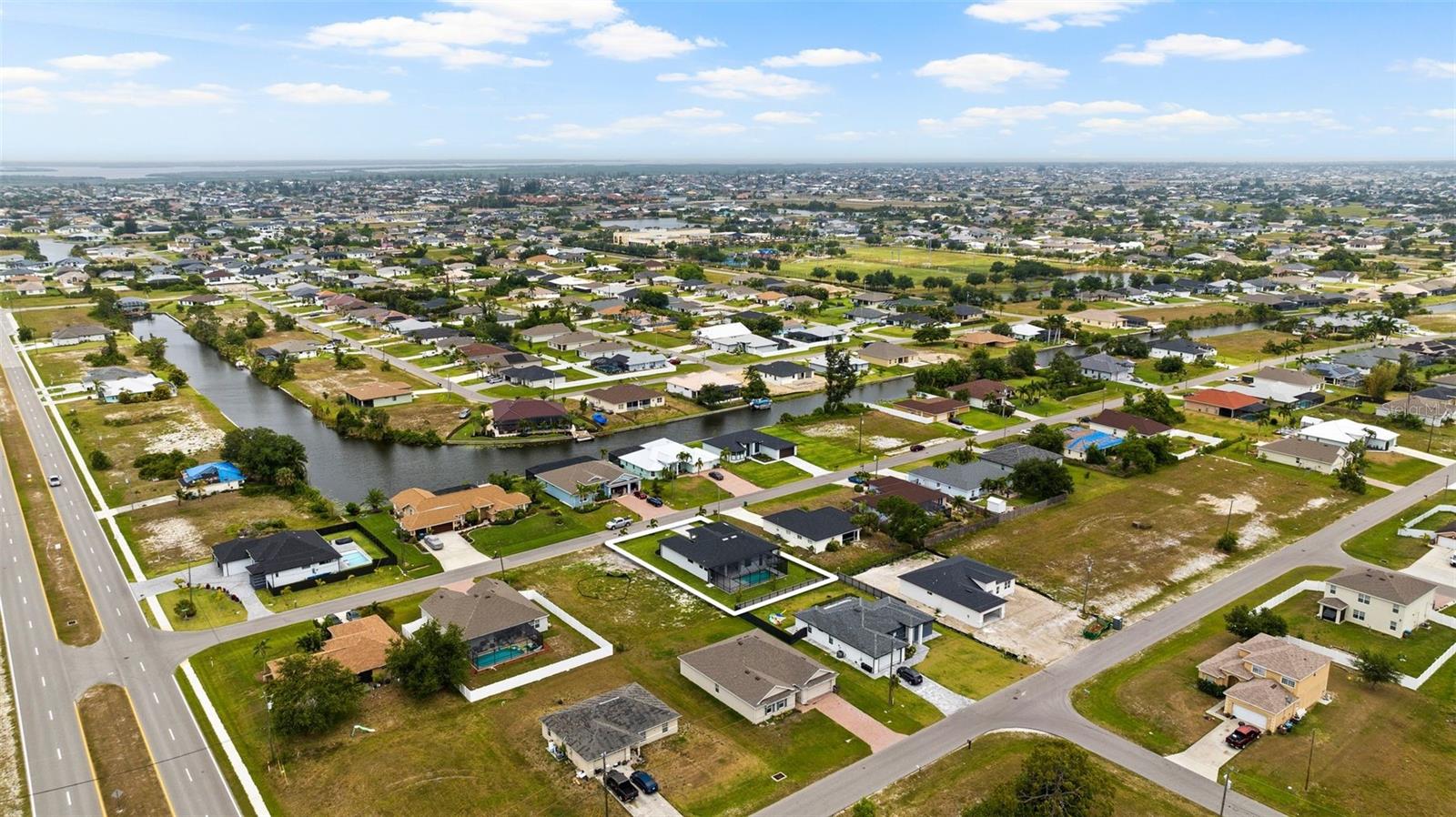 CAPE CORAL - Residential