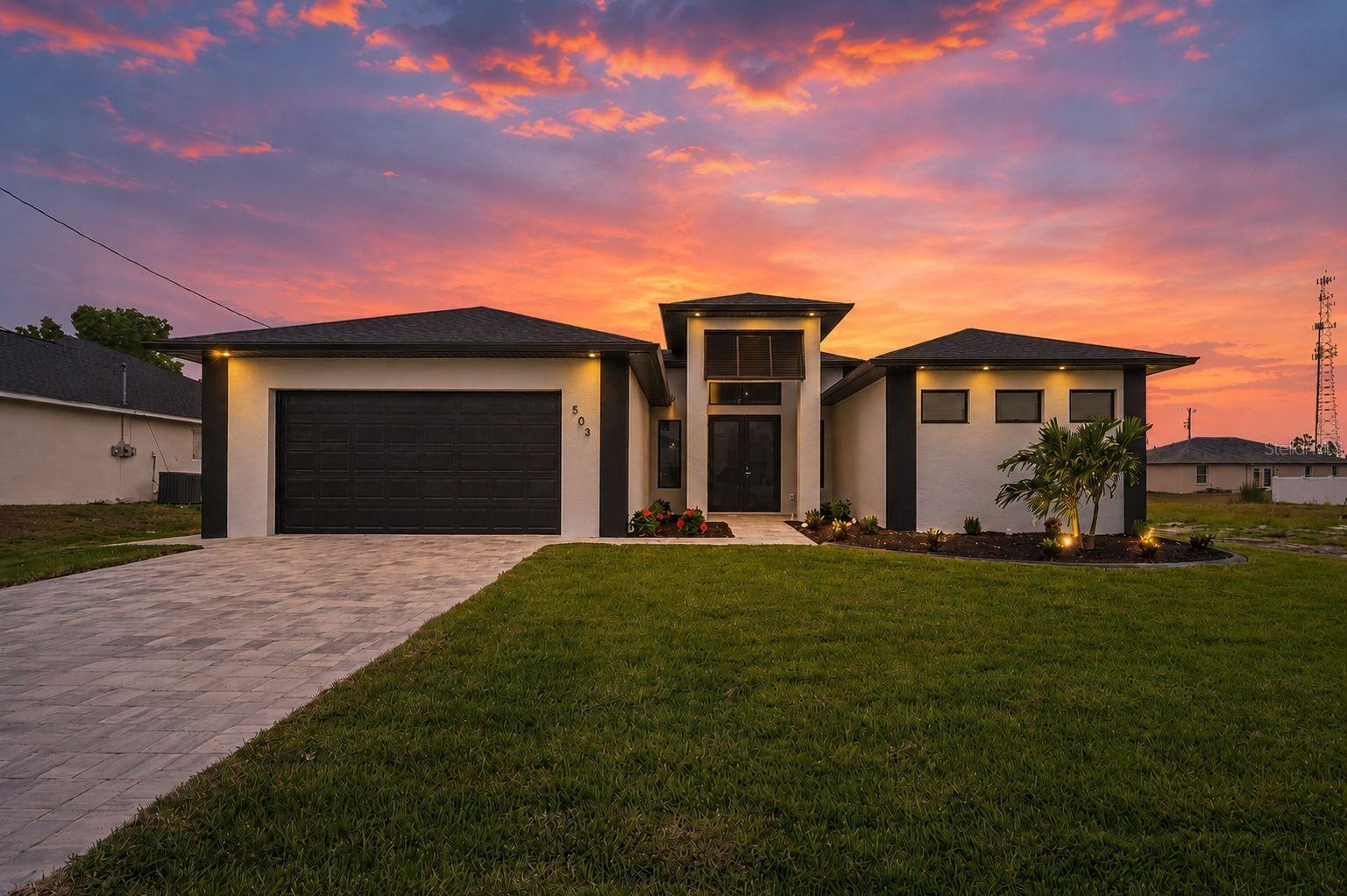 CAPE CORAL - Residential
