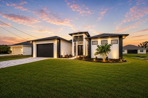 Photo of 503 SW 26th Avenue, Cape Coral, FL 33991 (MLS # C7526425)