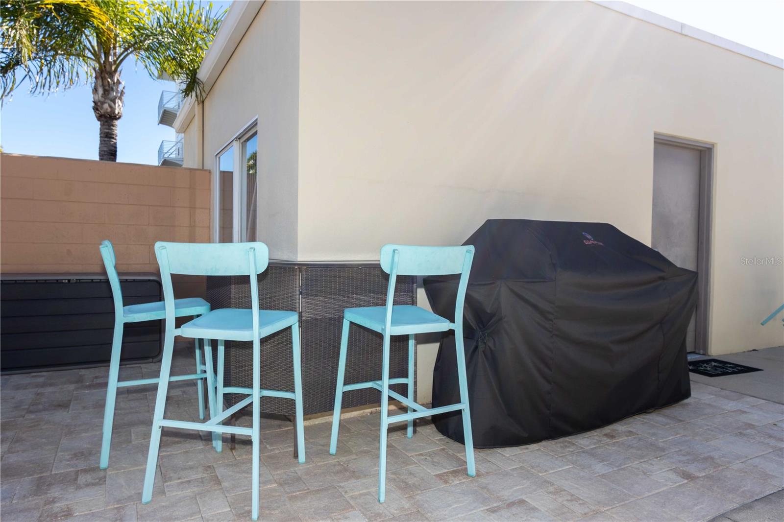 MEDITERRANEAN VILLAGE IN THE PARK - Residential Lease