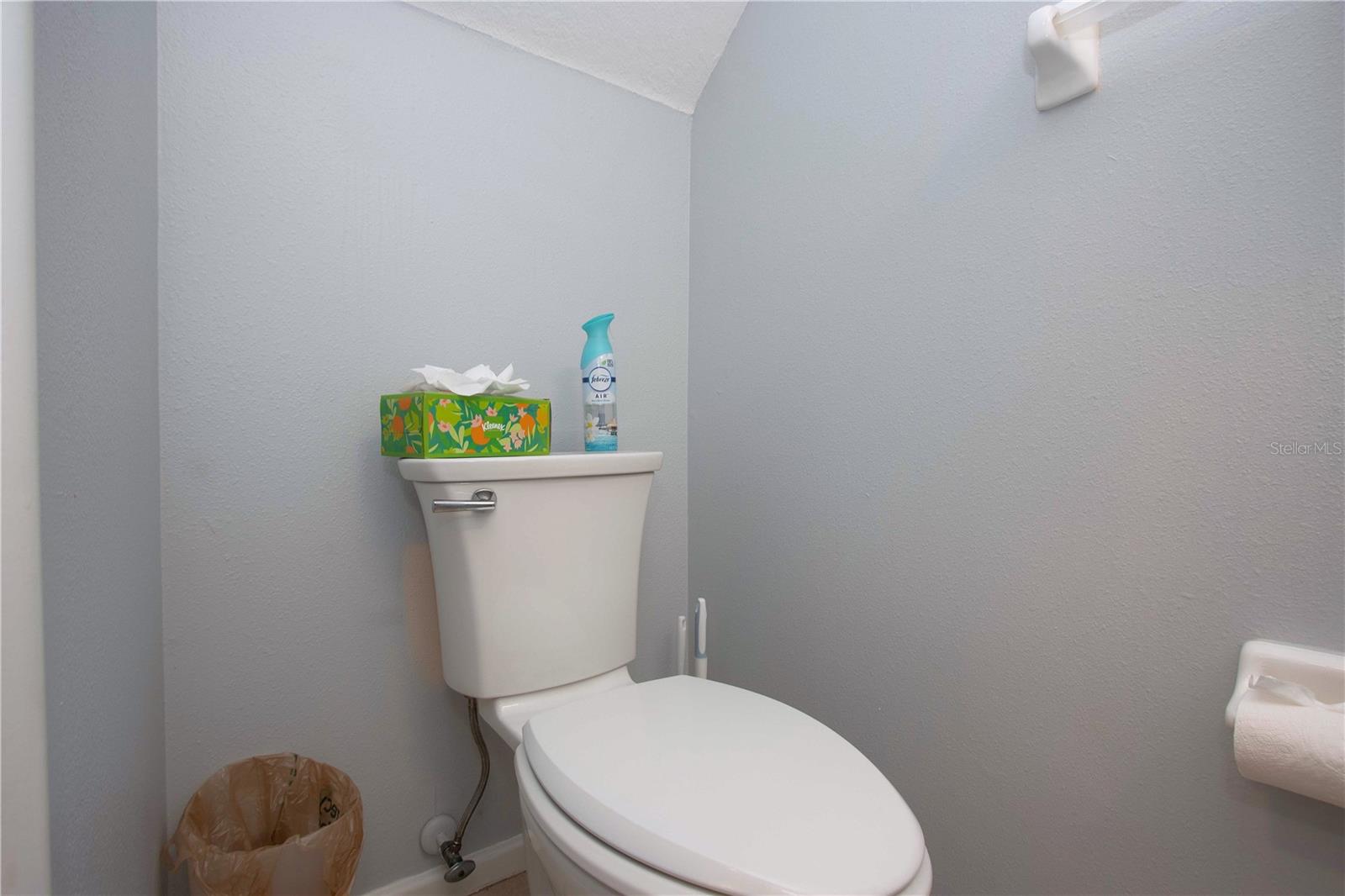 MEDITERRANEAN VILLAGE IN THE PARK - Residential Lease