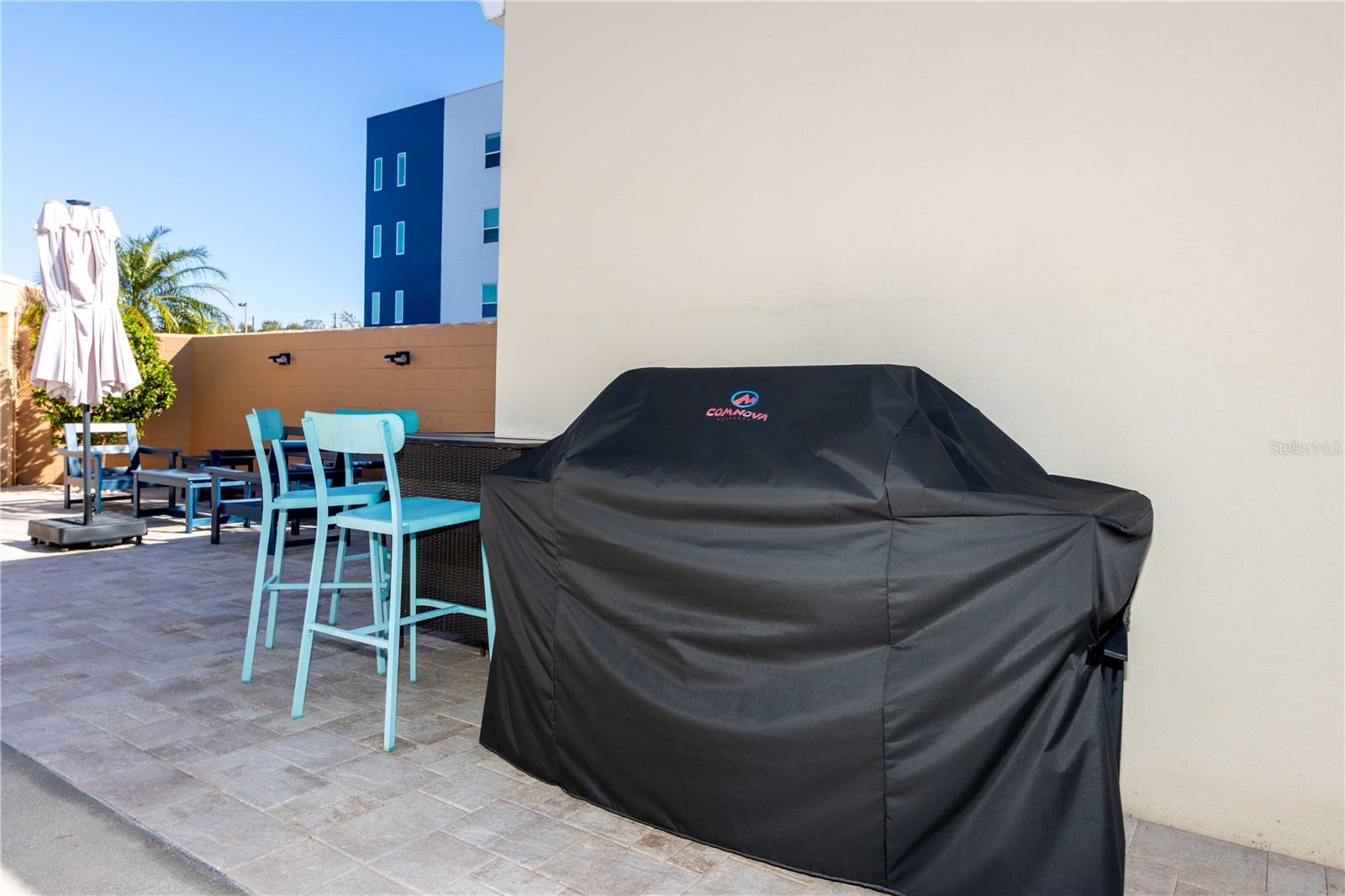 MEDITERRANEAN VILLAGE IN THE PARK - Residential Lease