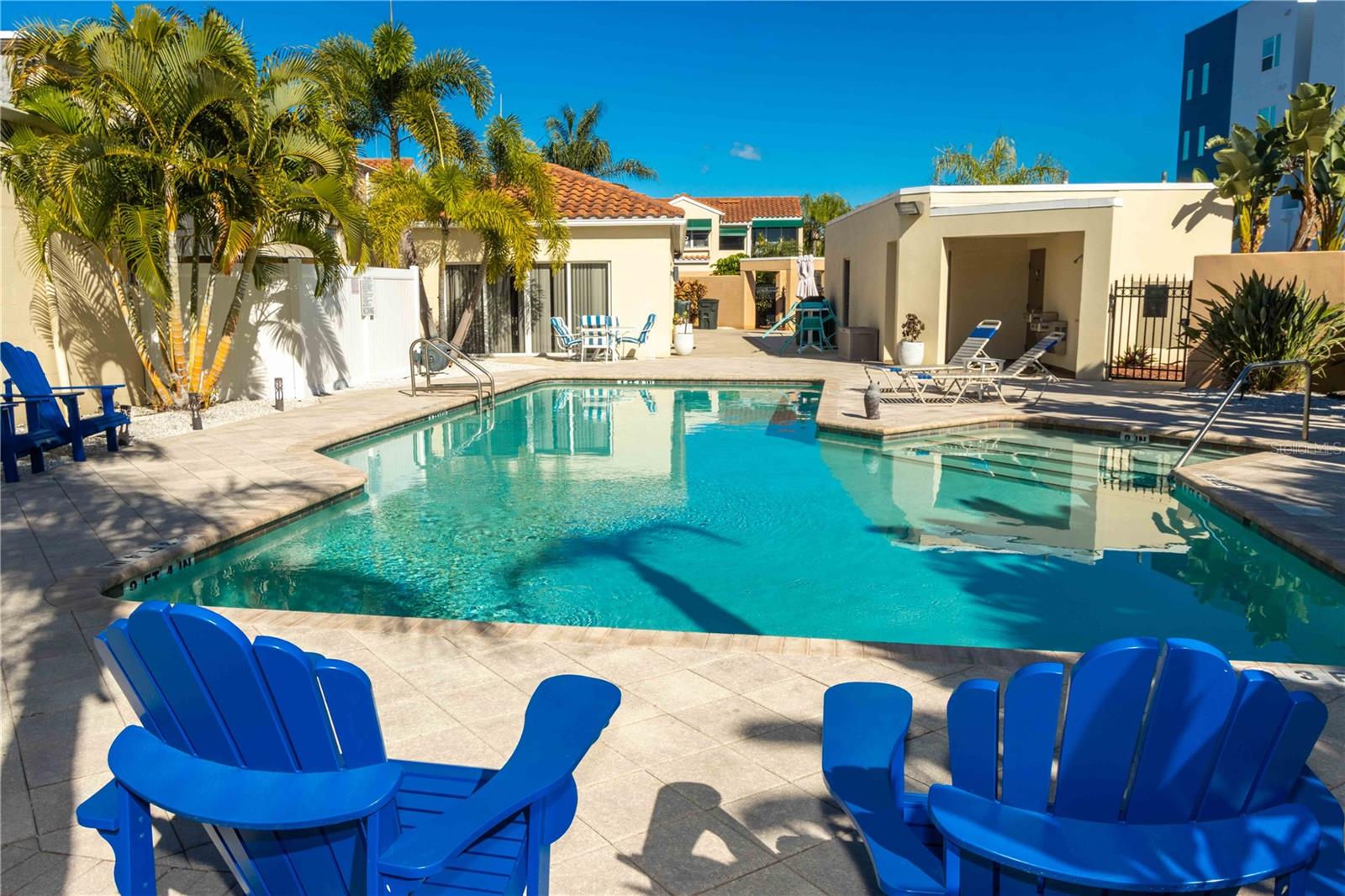 MEDITERRANEAN VILLAGE IN THE PARK - Residential Lease