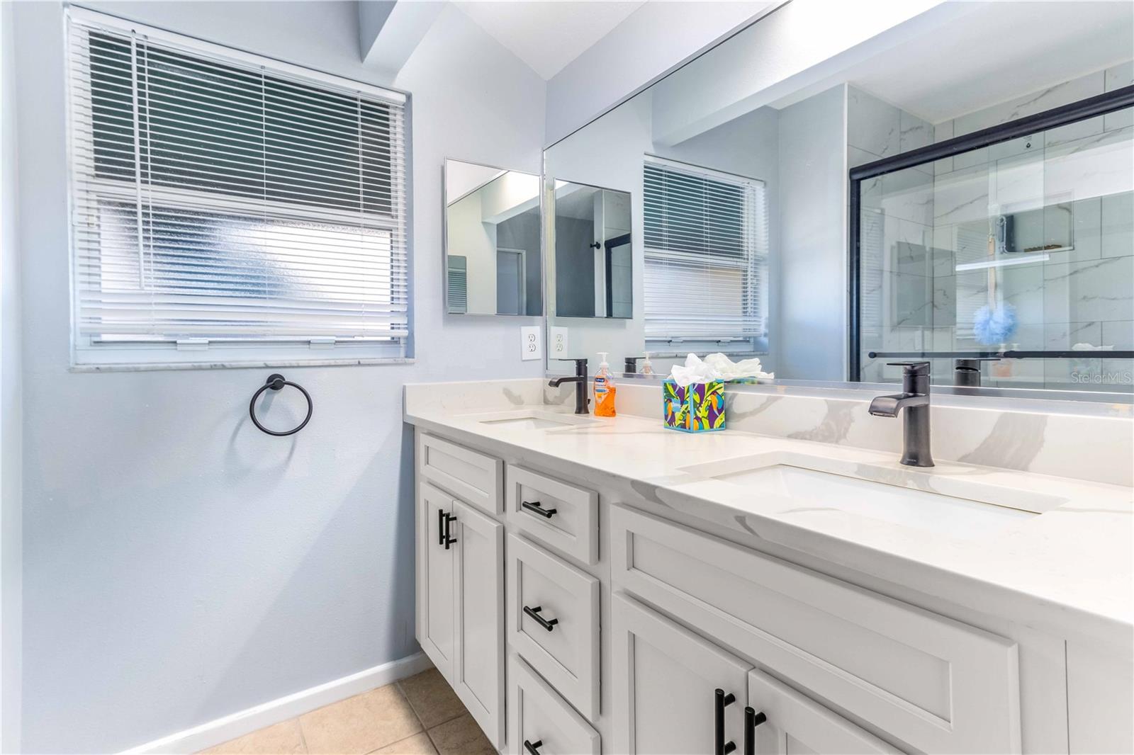 MEDITERRANEAN VILLAGE IN THE PARK - Residential Lease