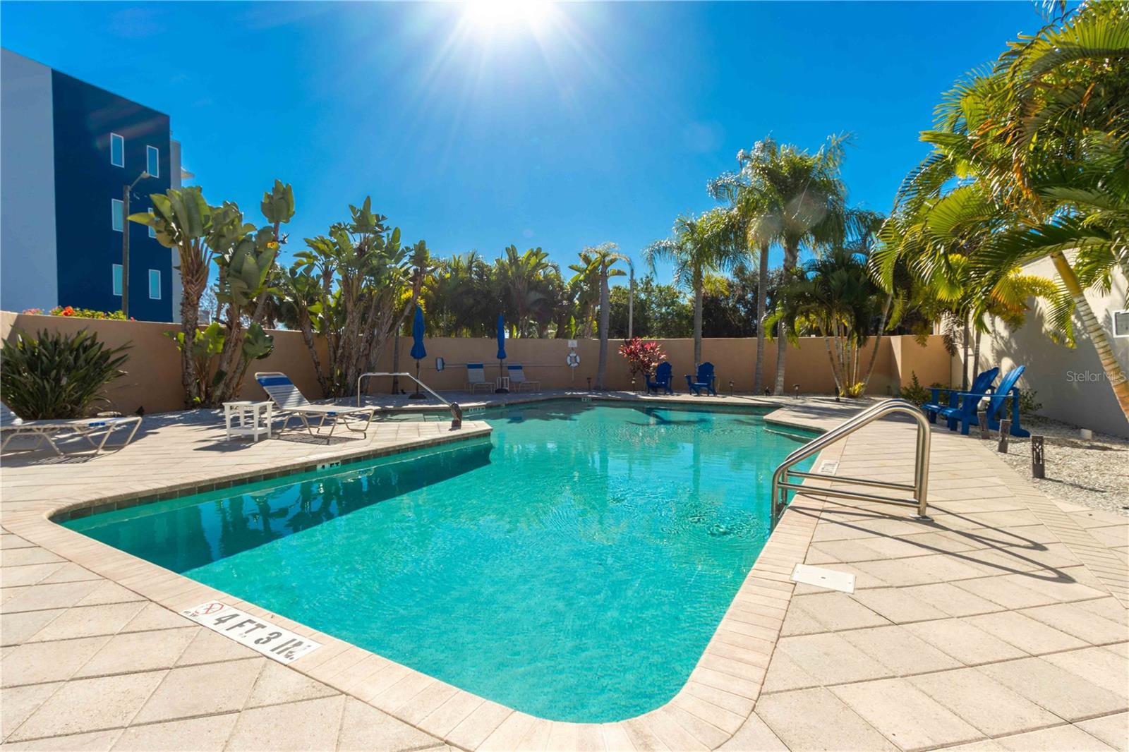 MEDITERRANEAN VILLAGE IN THE PARK - Residential Lease