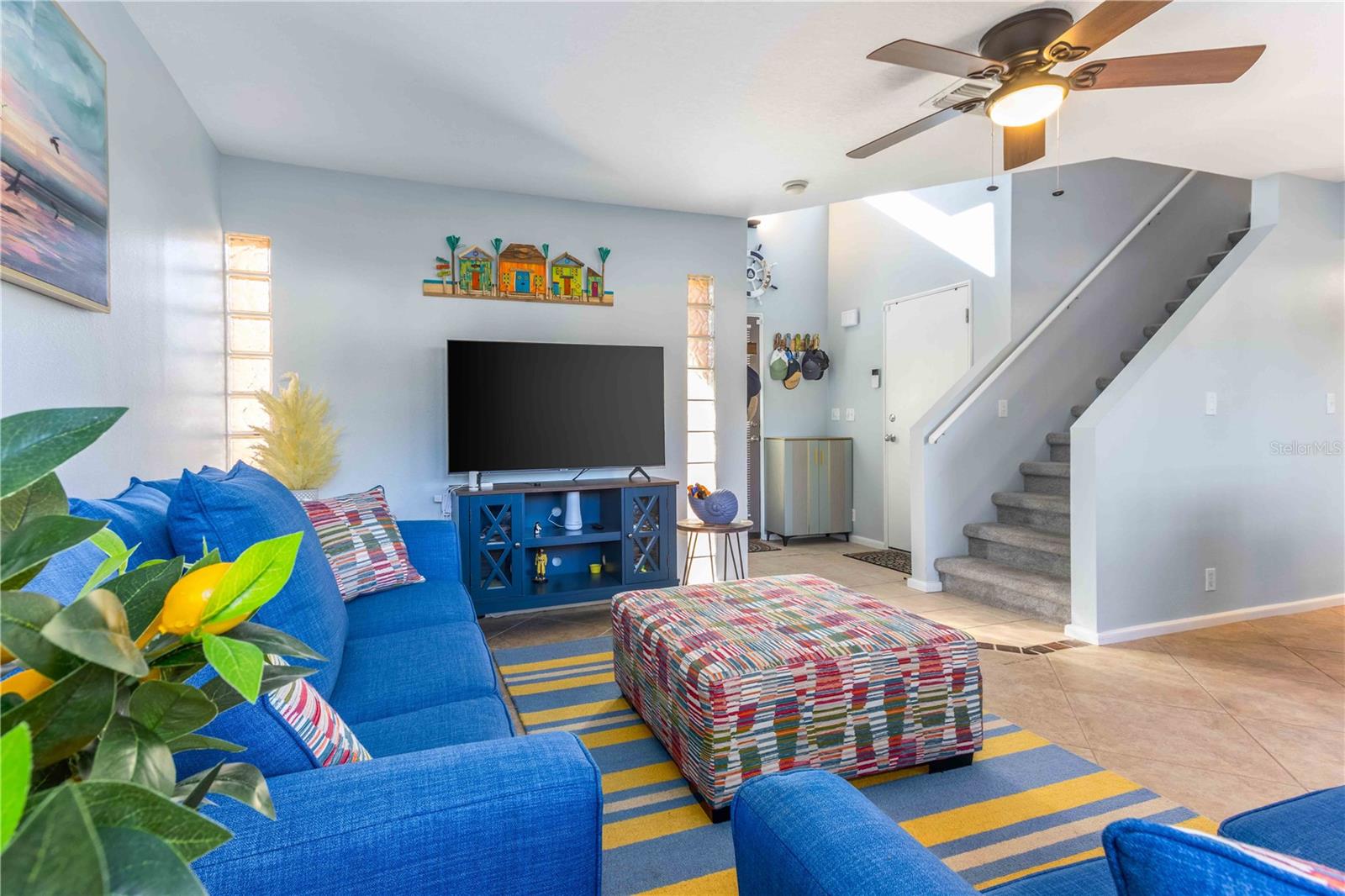 MEDITERRANEAN VILLAGE IN THE PARK - Residential Lease