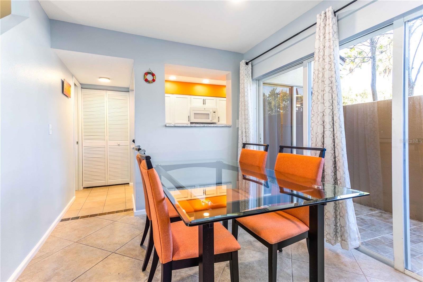 MEDITERRANEAN VILLAGE IN THE PARK - Residential Lease