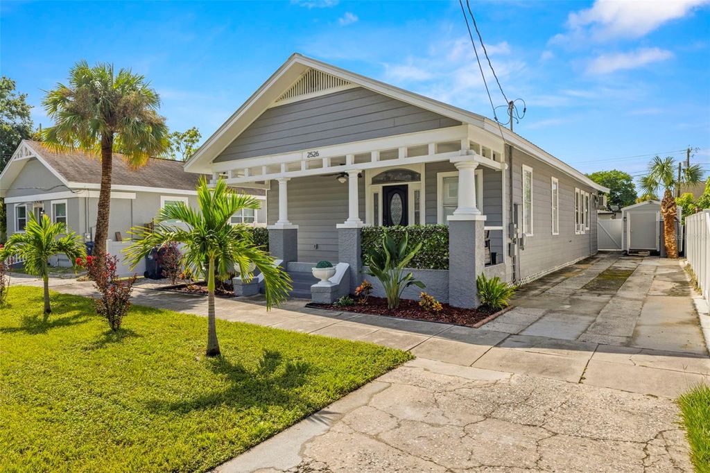 Photo of 2526 W Union Street, Tampa, FL 33607 (MLS # TB8512110)
