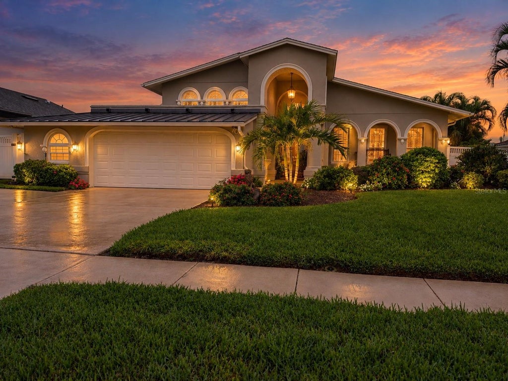Photo of 707 Snug Island, Clearwater Beach, FL 33767 (MLS # TB8554968)