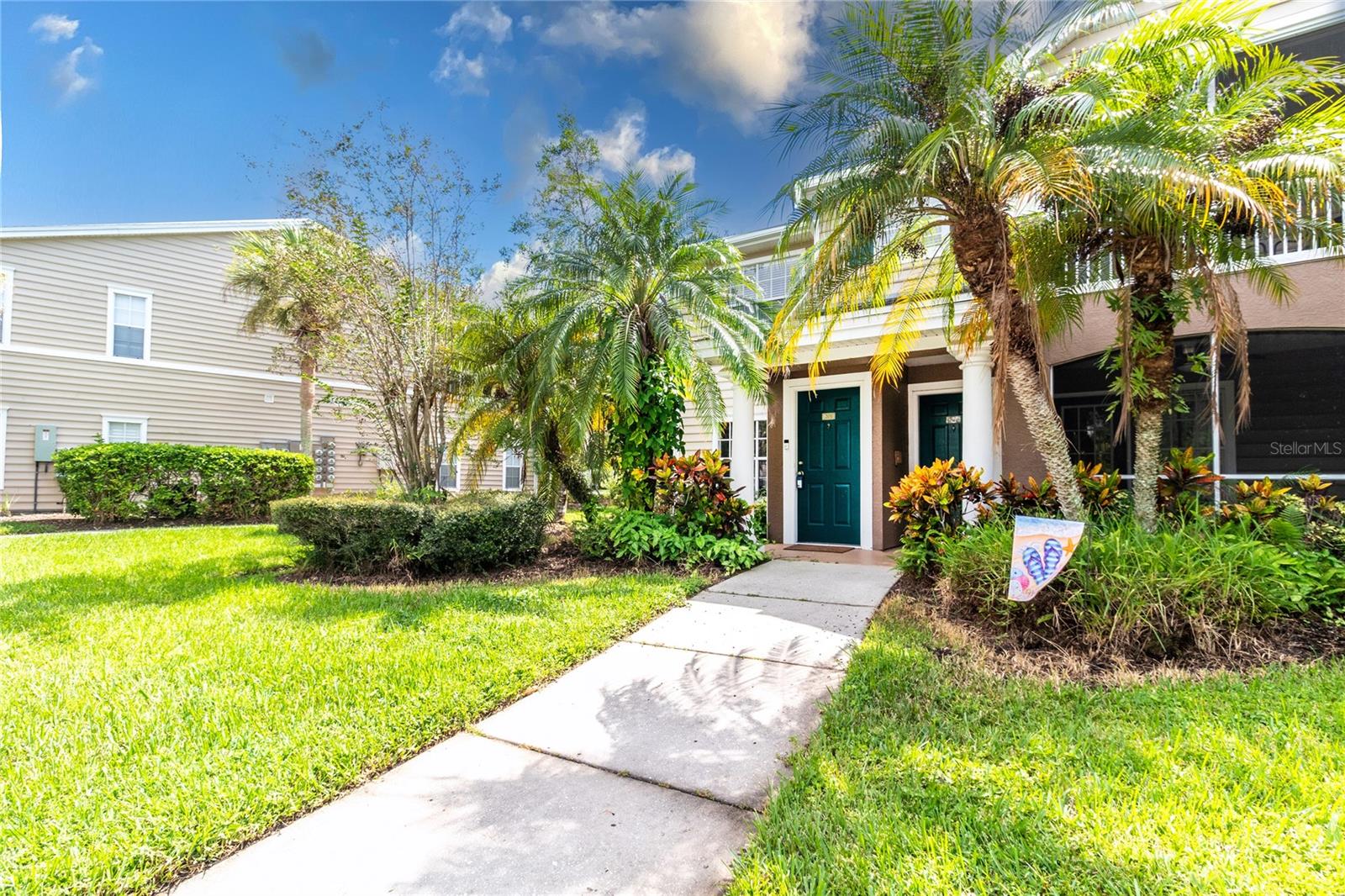 8827 MANOR LOOP 201