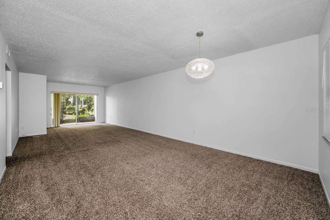PATRICIAN OAKS - Residential
