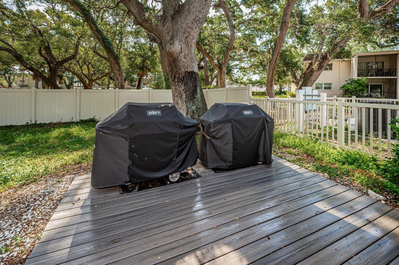 PATRICIAN OAKS - Residential