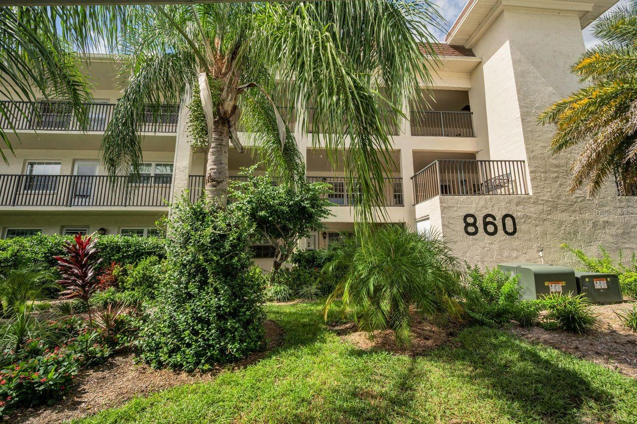 PATRICIAN OAKS - Residential
