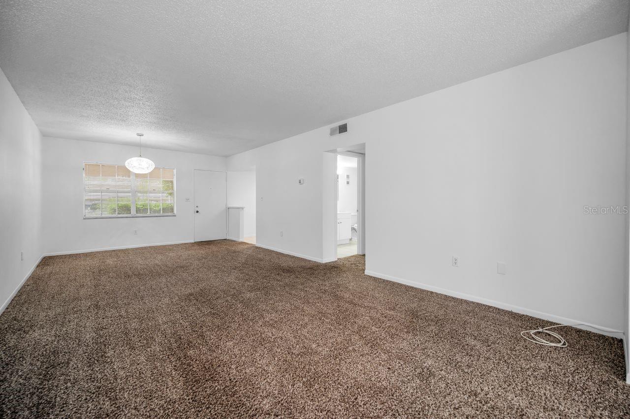 PATRICIAN OAKS - Residential