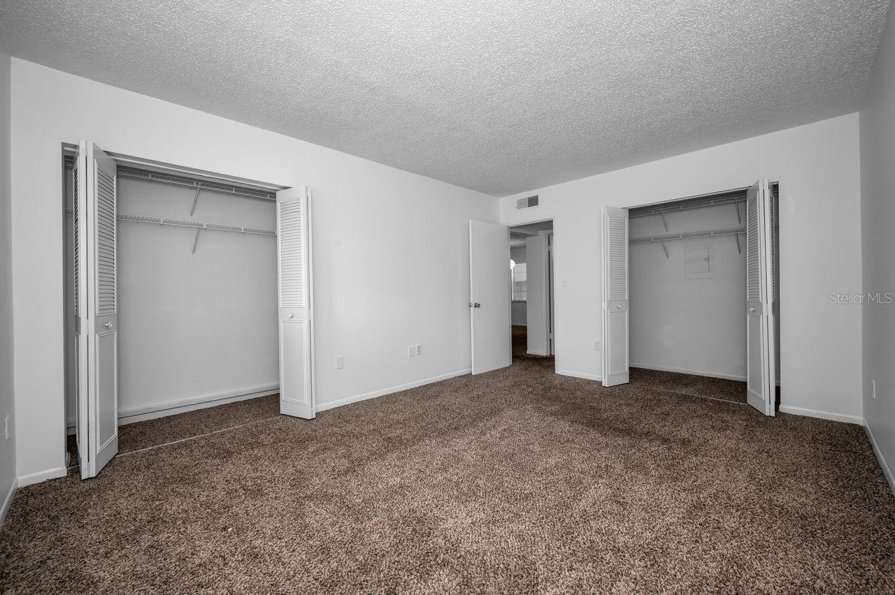 PATRICIAN OAKS - Residential