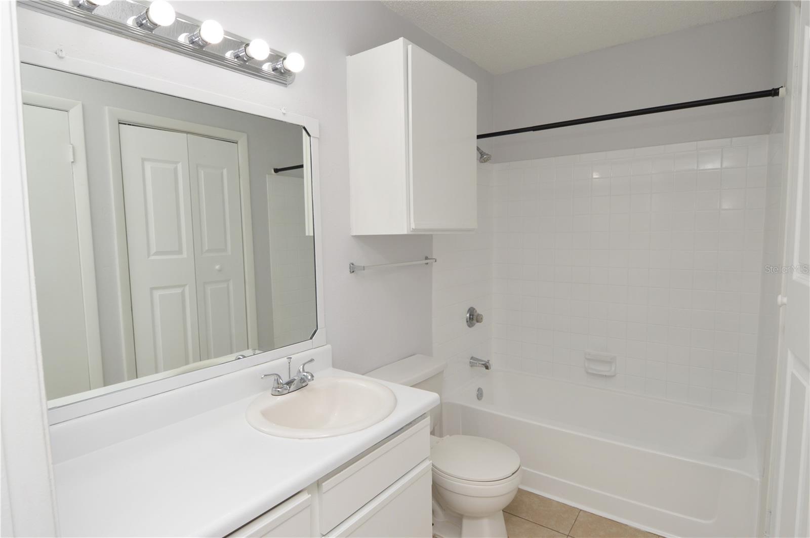 THE GRAND RESERVE CONDO - Residential Lease