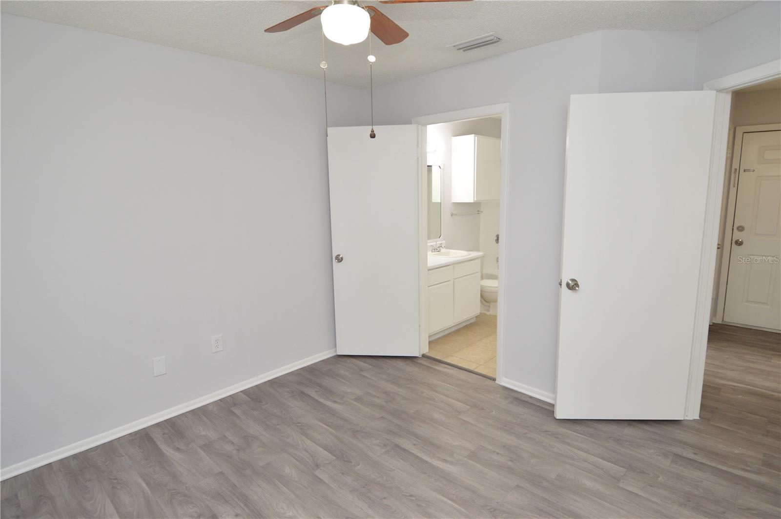 THE GRAND RESERVE CONDO - Residential Lease