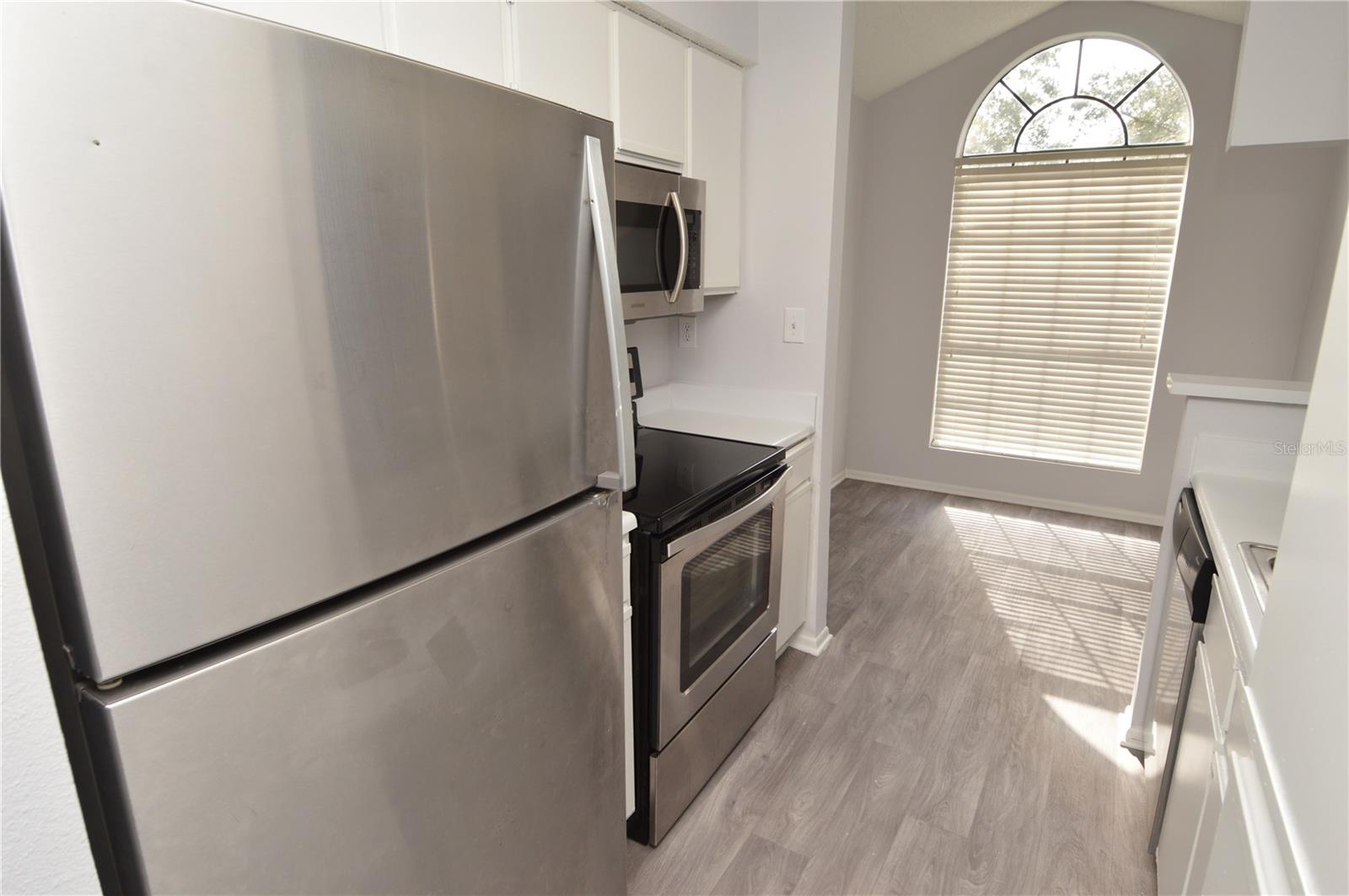 THE GRAND RESERVE CONDO - Residential Lease