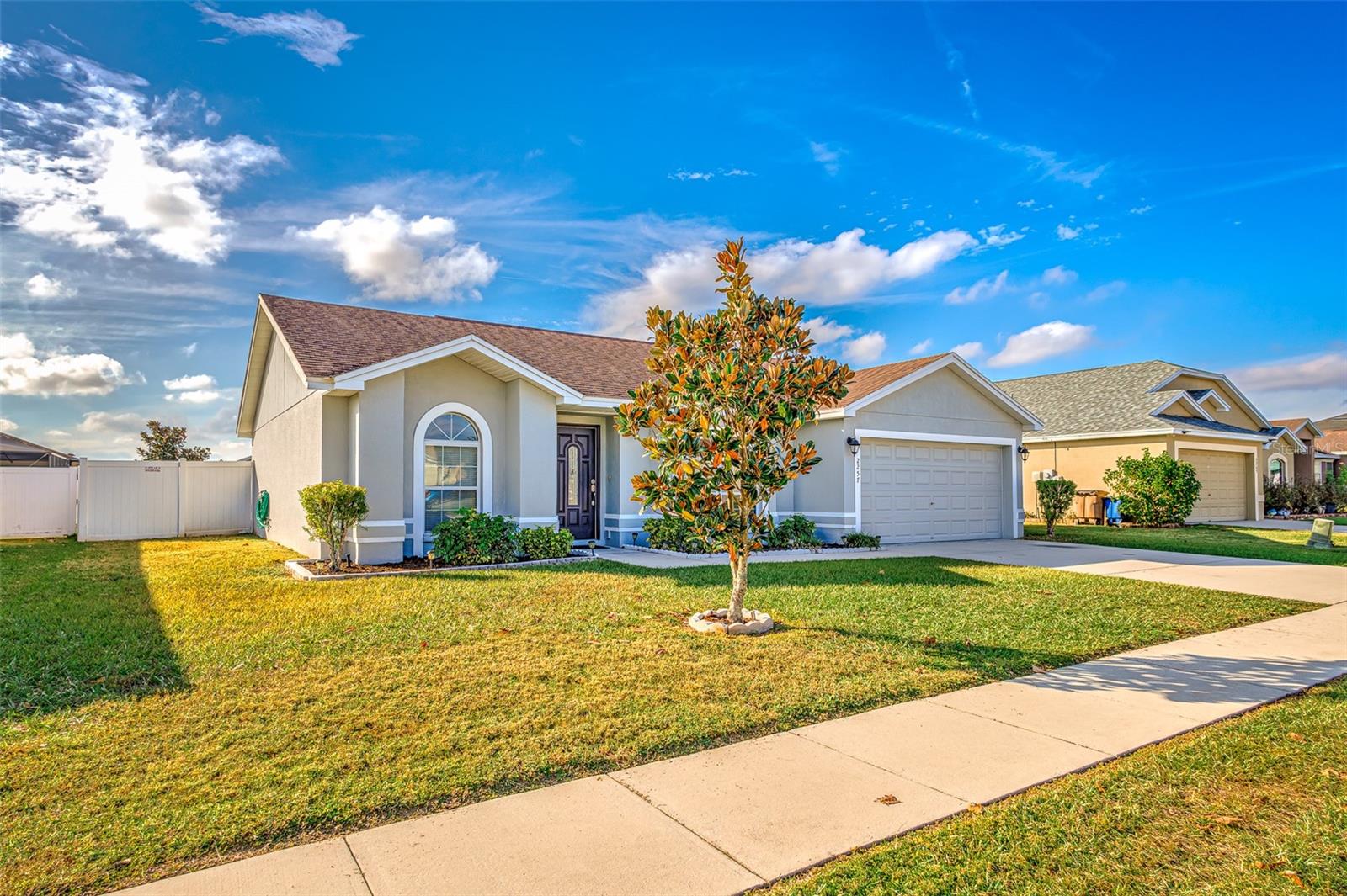 WIND MEADOWS - Residential